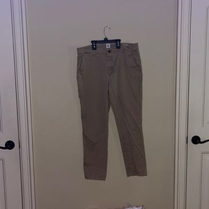 GAP Women’s Khakis- Size 14 :)